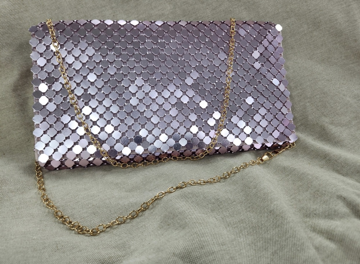 Bolso clutch plateado